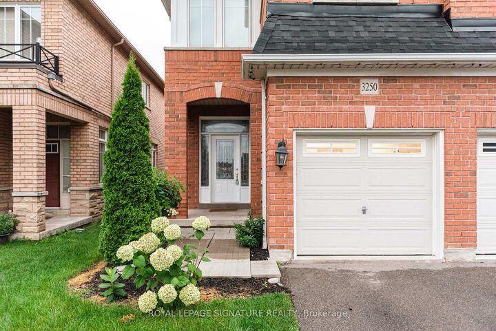 3250 Sunlight Street — photo 1