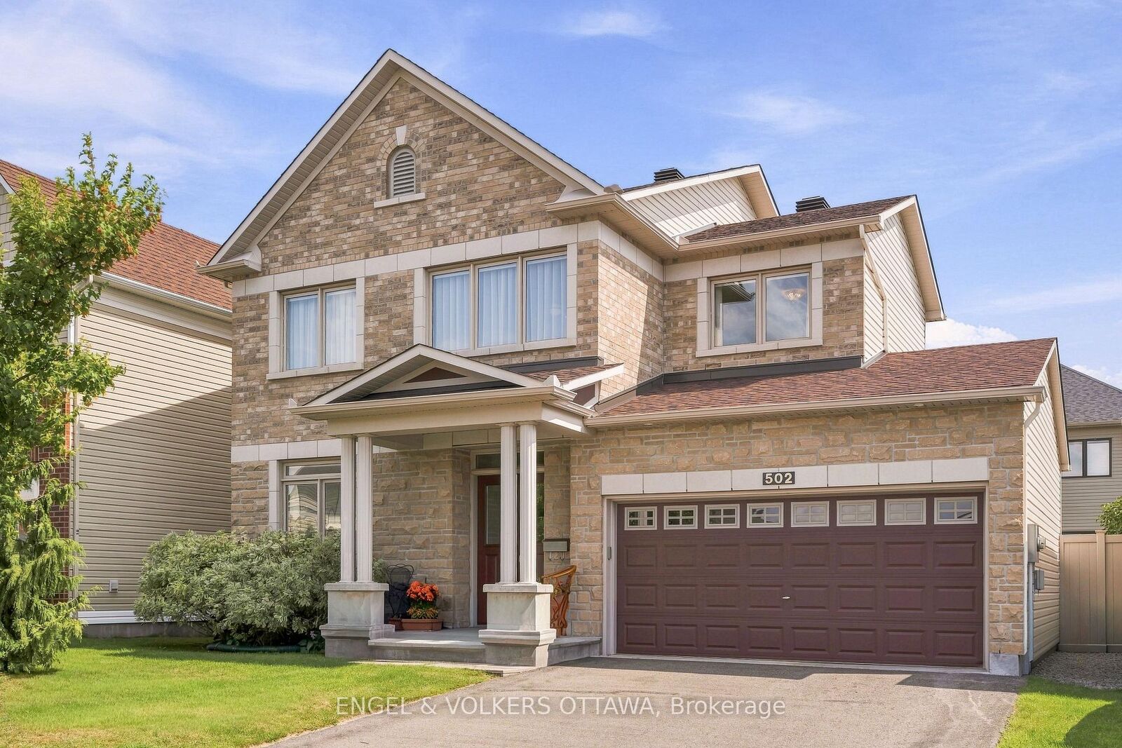 Property Photo: 502 Caracole Way ON K4A 0W3