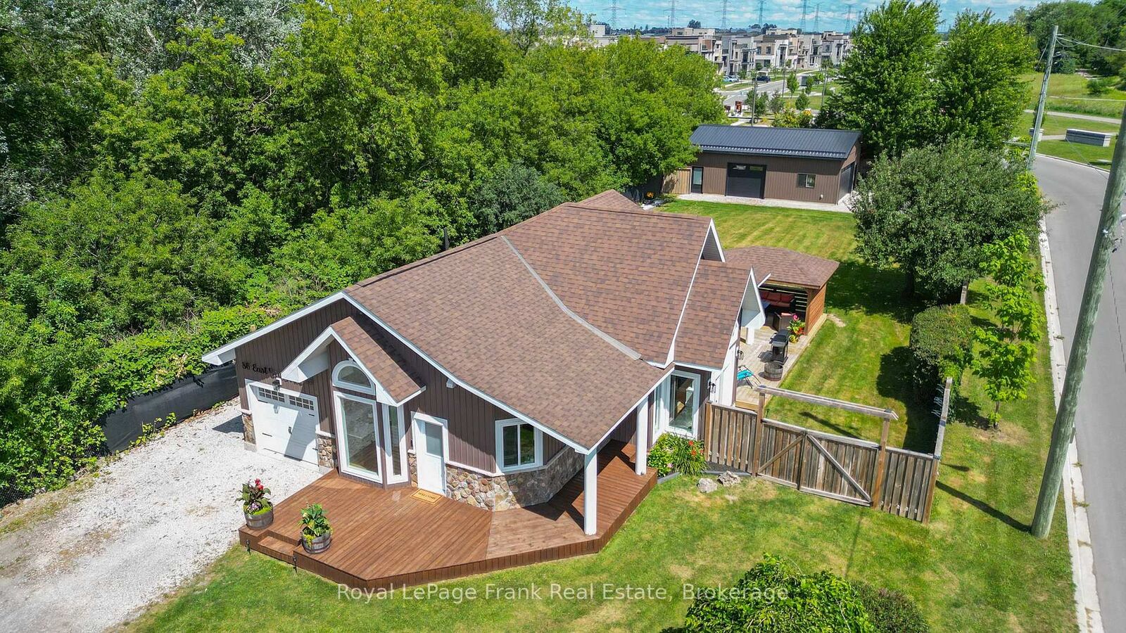 Property Photo: 86 East Beach Road ON L1C 6A5