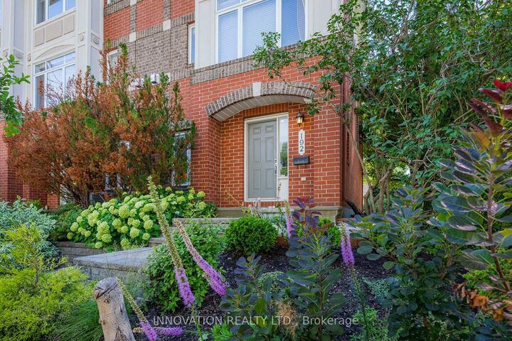 Property Photo: 192 Clearview Avenue ON K1Z 1B8