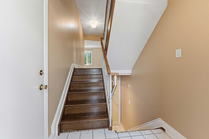 Property Photo: 16 Crimson Gate ON K1T 1Z6