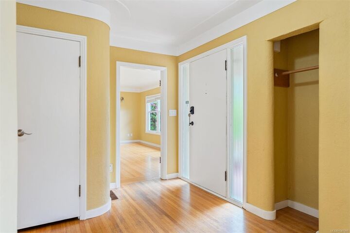 Property Photo: 2758 Dunlevy St BC V8R 5Z5