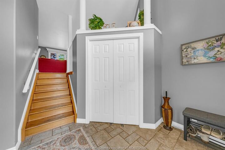 Property Photo: 68 Wakefield Avenue ON N8H 5J8
