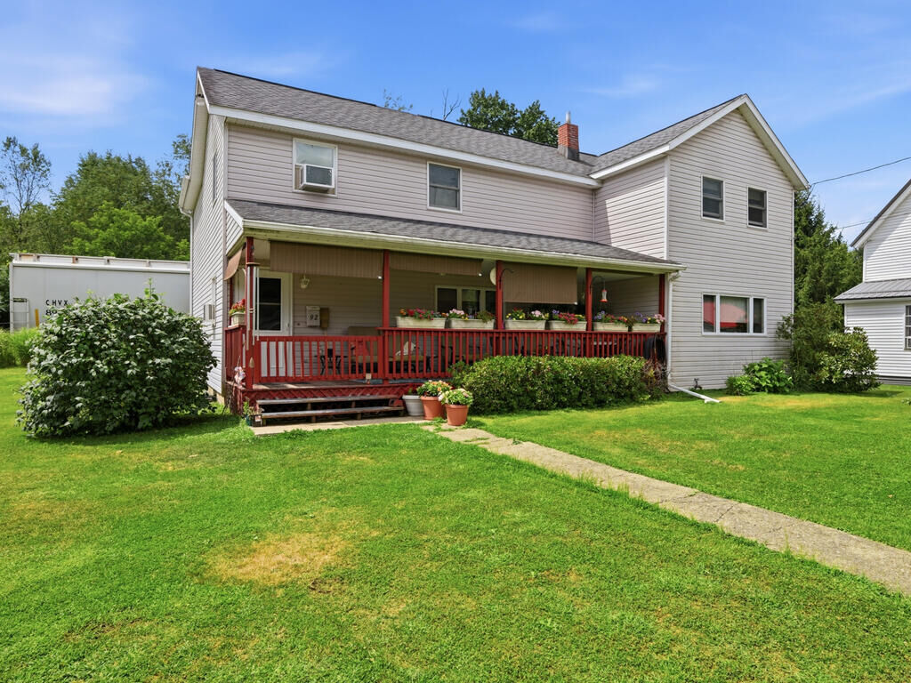 Property Photo:  92 Center Street  PA 16354 