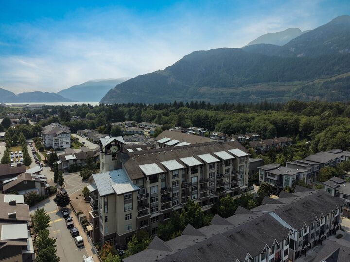 Property Photo: 1211 Village Green Way 305 BC V8B 0R7