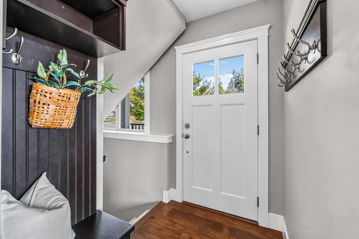 Property Photo: 3416 Roxton Avenue 108 BC V3B 0G7