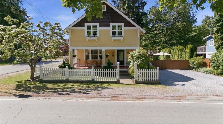 Property Photo: 20590 Westfield Avenue BC V2X 1L4