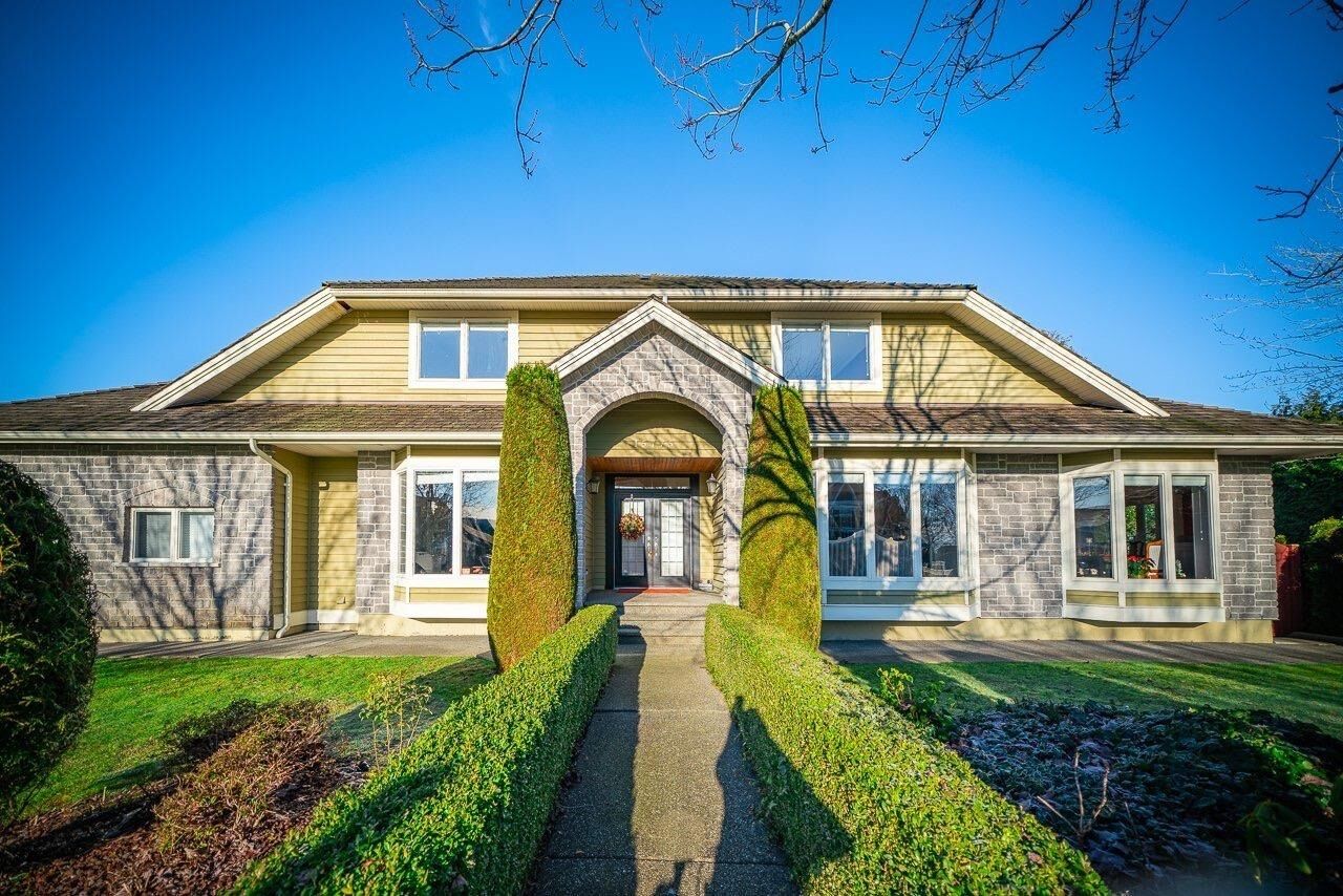 Property Photo: 15775 39A Avenue BC V3Z 0L1