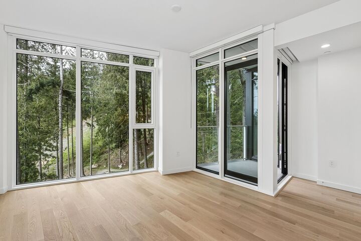 Property Photo: 3963 Uplands Way 704 BC V7S 0B6