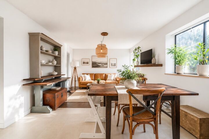Property Photo: 3003 Sunnyhurst Road BC V7K 2G4