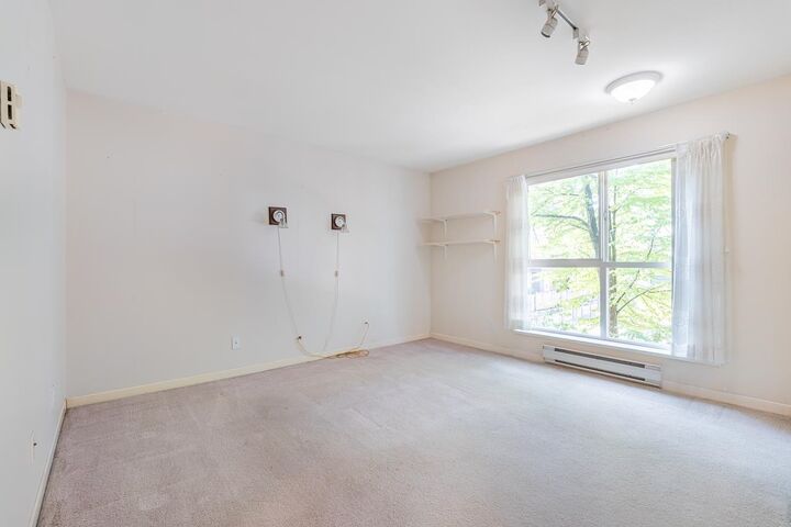 Property Photo: 7505 138 Street 213 BC V3W 0W6