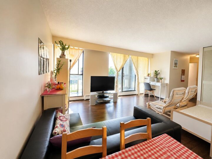 Property Photo: 4105 Imperial Street 502 BC V5J 1A6