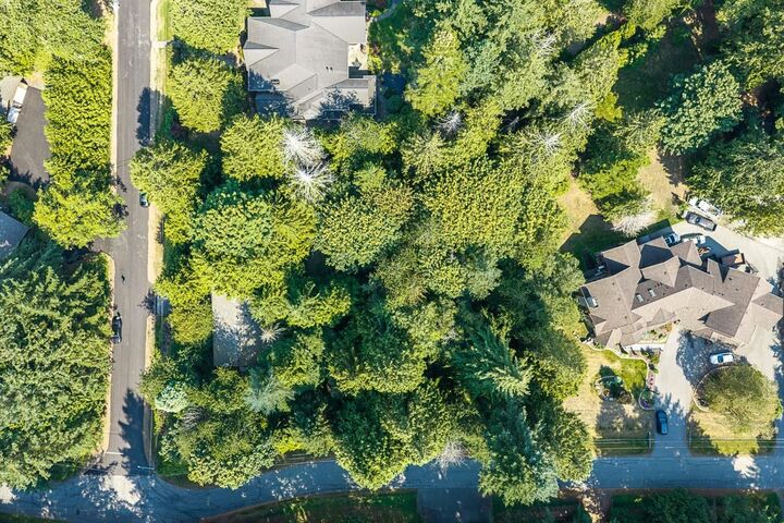 3530 142A Street — photo 1