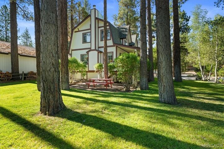 Property Photo: 416 Pineview Drive CA 92314