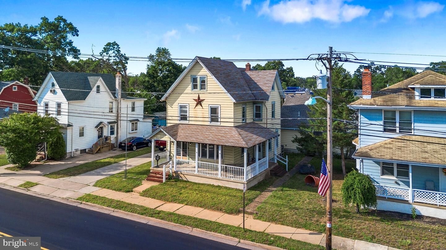 Property Photo: 709 Bridgeboro Street NJ 08075