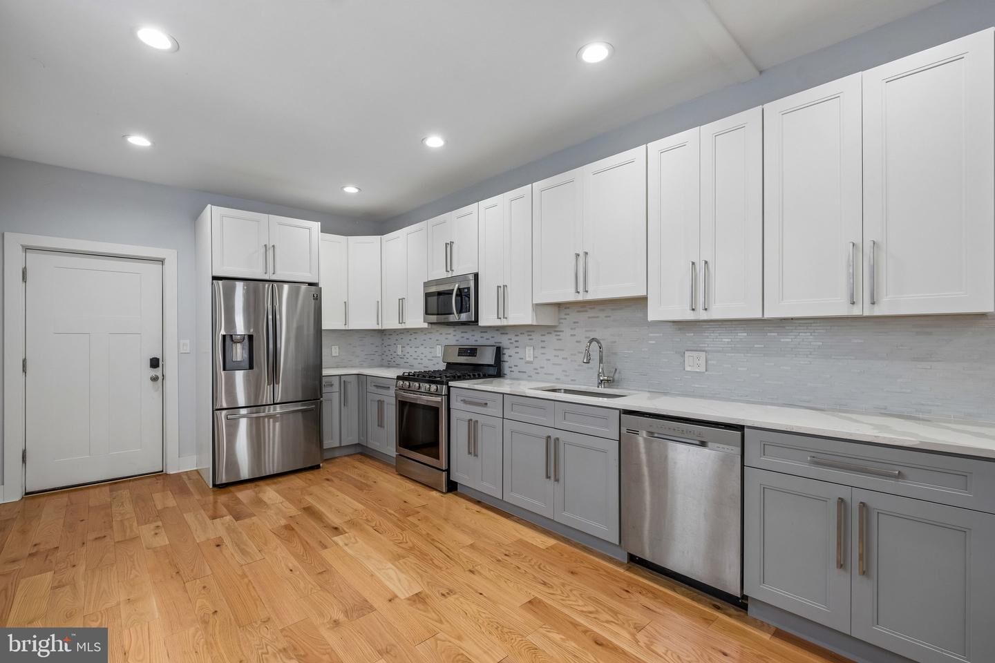 Property Photo:  2341 E Ann Street  PA 19134 