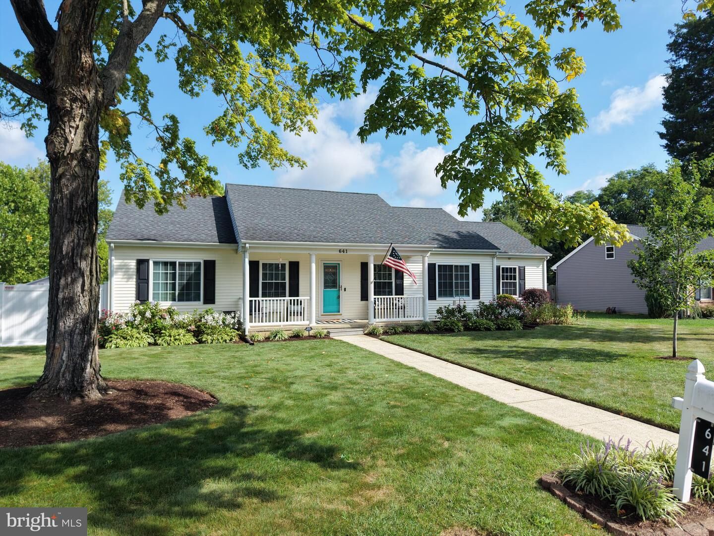 Property Photo:  641 Lomax Street  MD 21601 