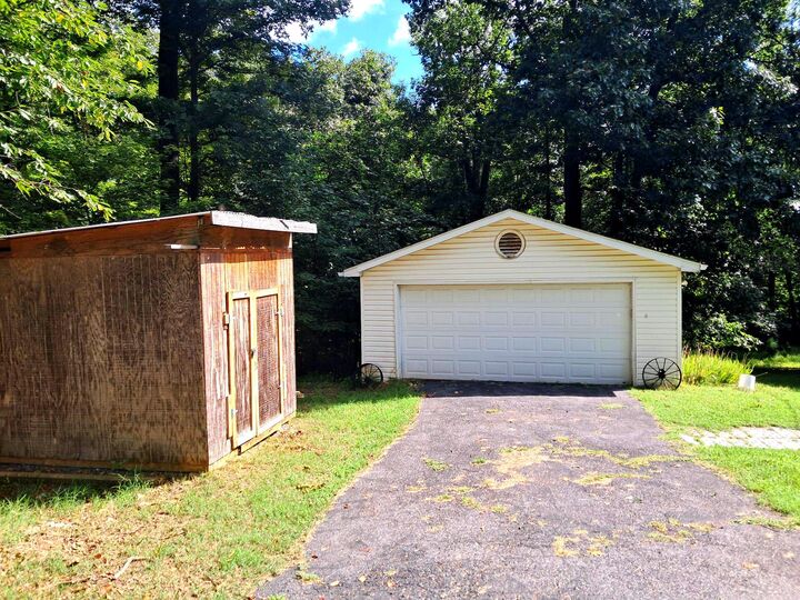 Property Photo:  674 McCoys Ford Road  VA 22630 