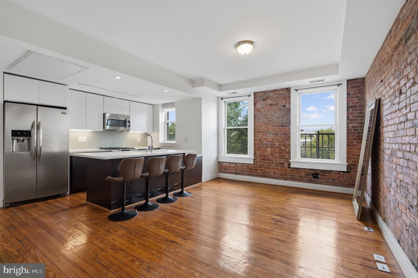 Property Photo: 1801 Wyoming Avenue NW 23 DC 20009