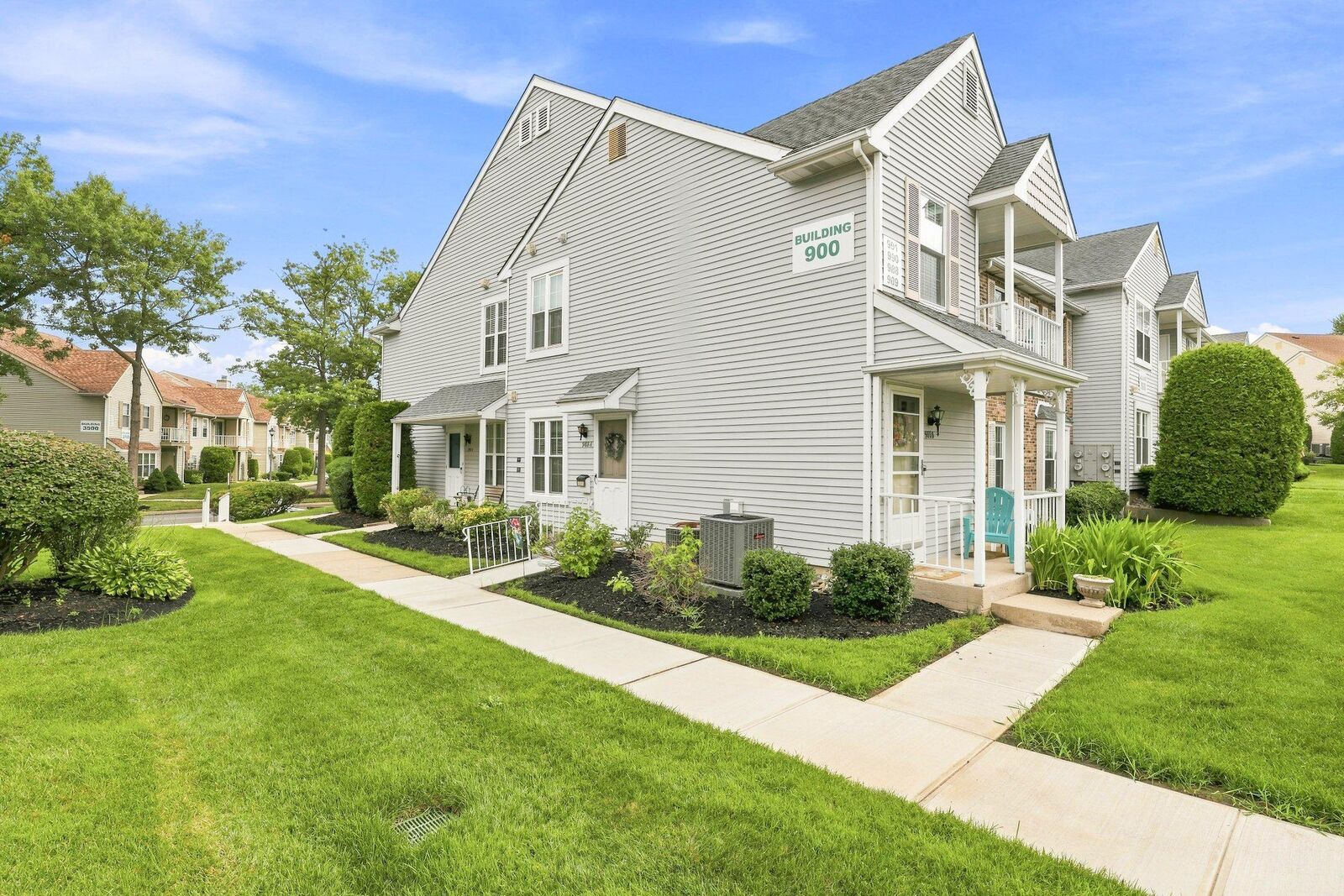 Property Photo:  988 Scotswood Court A  NJ 08054 