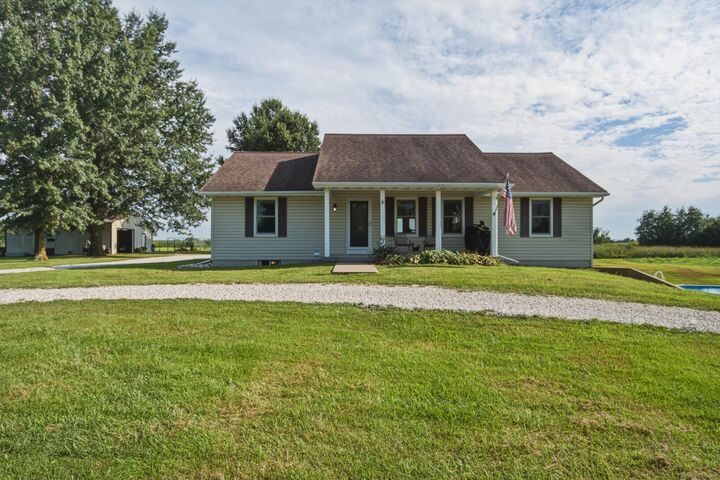 Property Photo:  1790 County Road 1815  MO 65239 