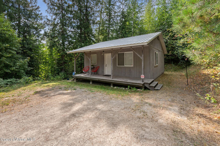 Property Photo:  183 &Amp 185 Carr Creek Rd  ID 83864 