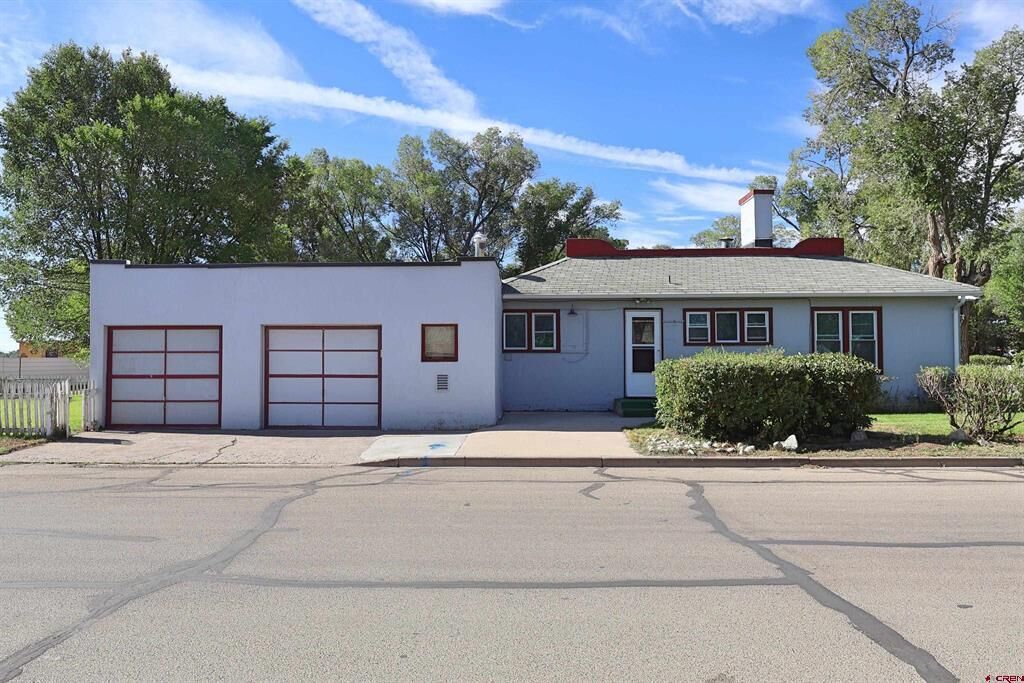 Property Photo:  1302 State Avenue  CO 81101 