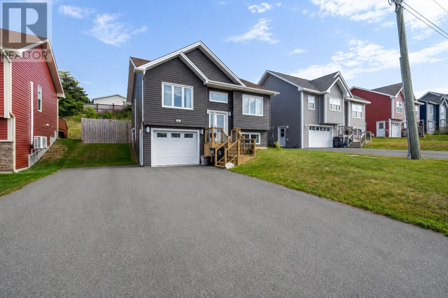 Property Photo:  56 Oaken Drive  NL A1X 0B9 