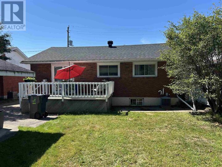 Property Photo:  14 Nicolas Ave  ON P6A 4E1 