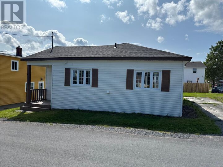 Property Photo:  7 Quarter's Lane  NL A1Y 1A9 