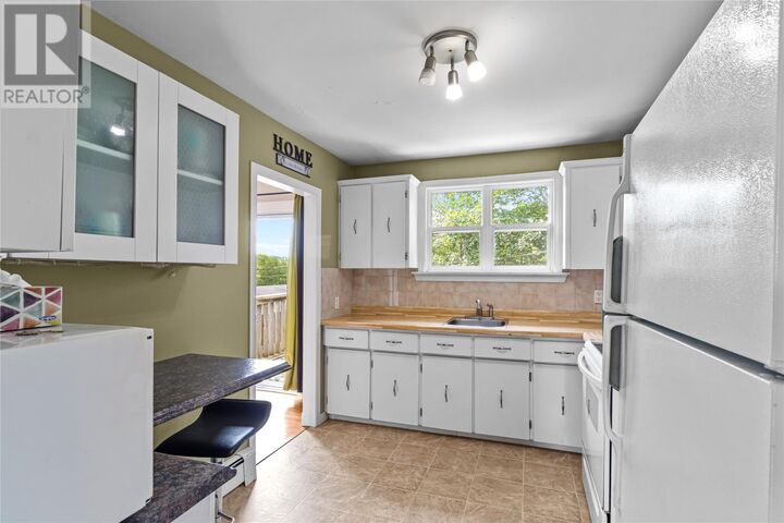 Property Photo:  22 Holbrook Avenue  NL A1E 2Y3 