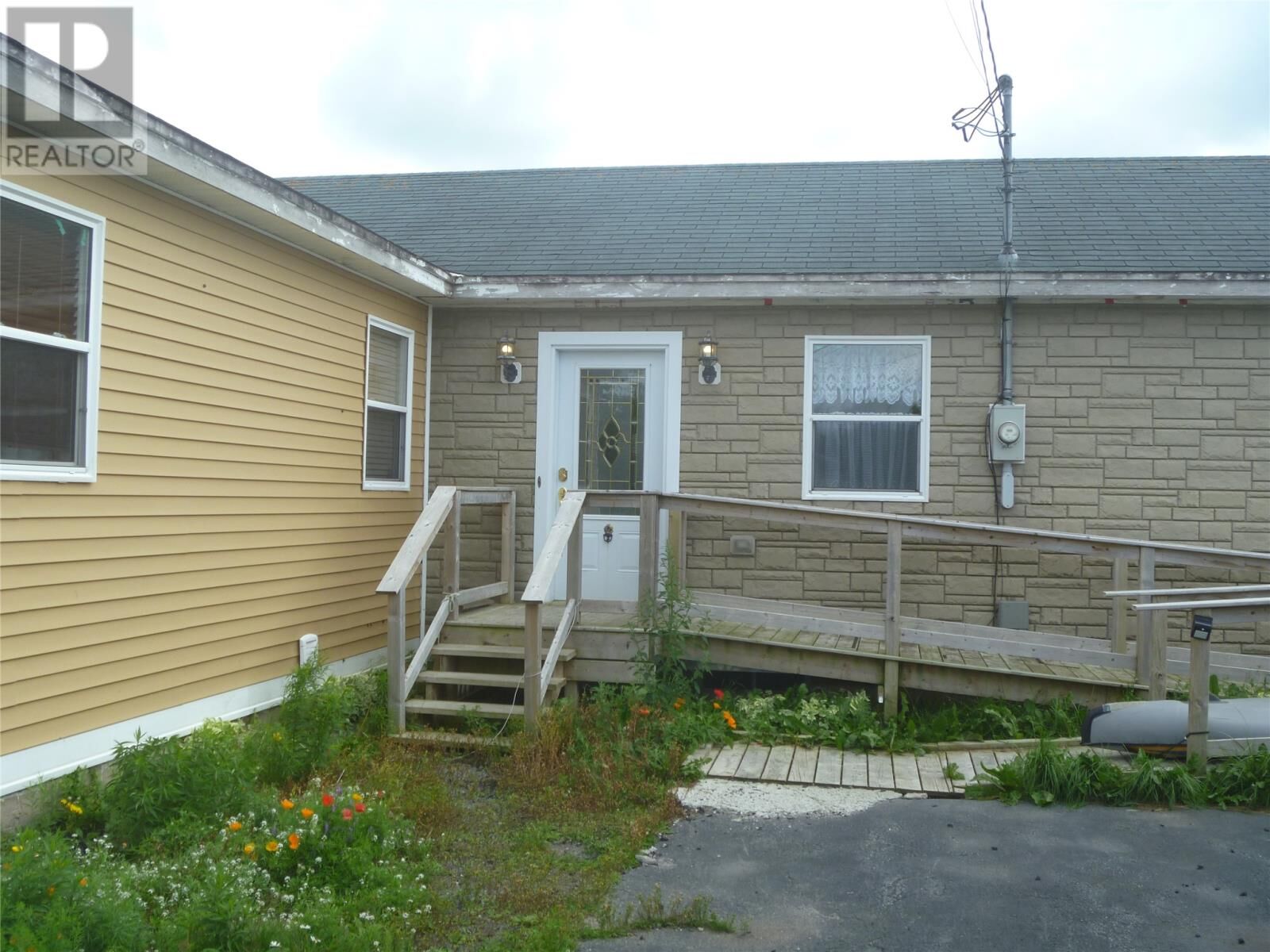 Property Photo:  34 Mahaneys Lane  NL A1Y 1B7 
