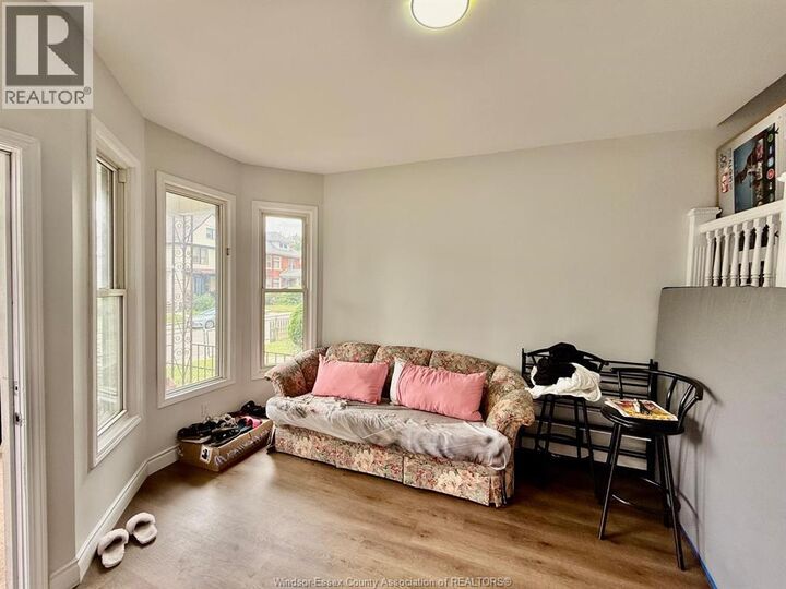 Property Photo:  722 Dougall Avenue  ON N9A 4P8 