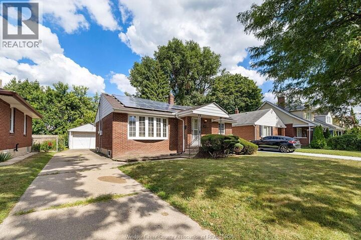 Property Photo: 386 Partington Ave ON N9B 2N5