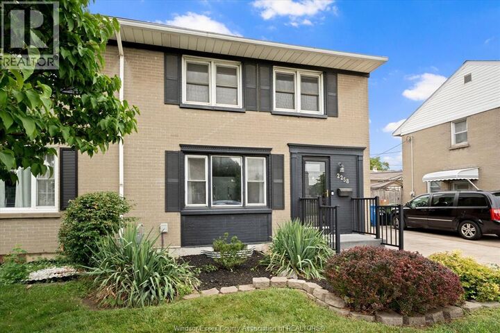 Property Photo:  2258 Tecumseh Road West  ON N9B 1W1 