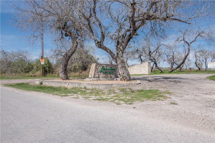 Property Photo:  18 Lakeshore Drive  TX 78383 