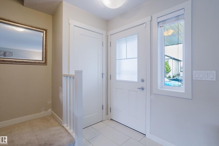 Property Photo:  124 Cy Becker Boulevard NW  AB T5Y 0X9 