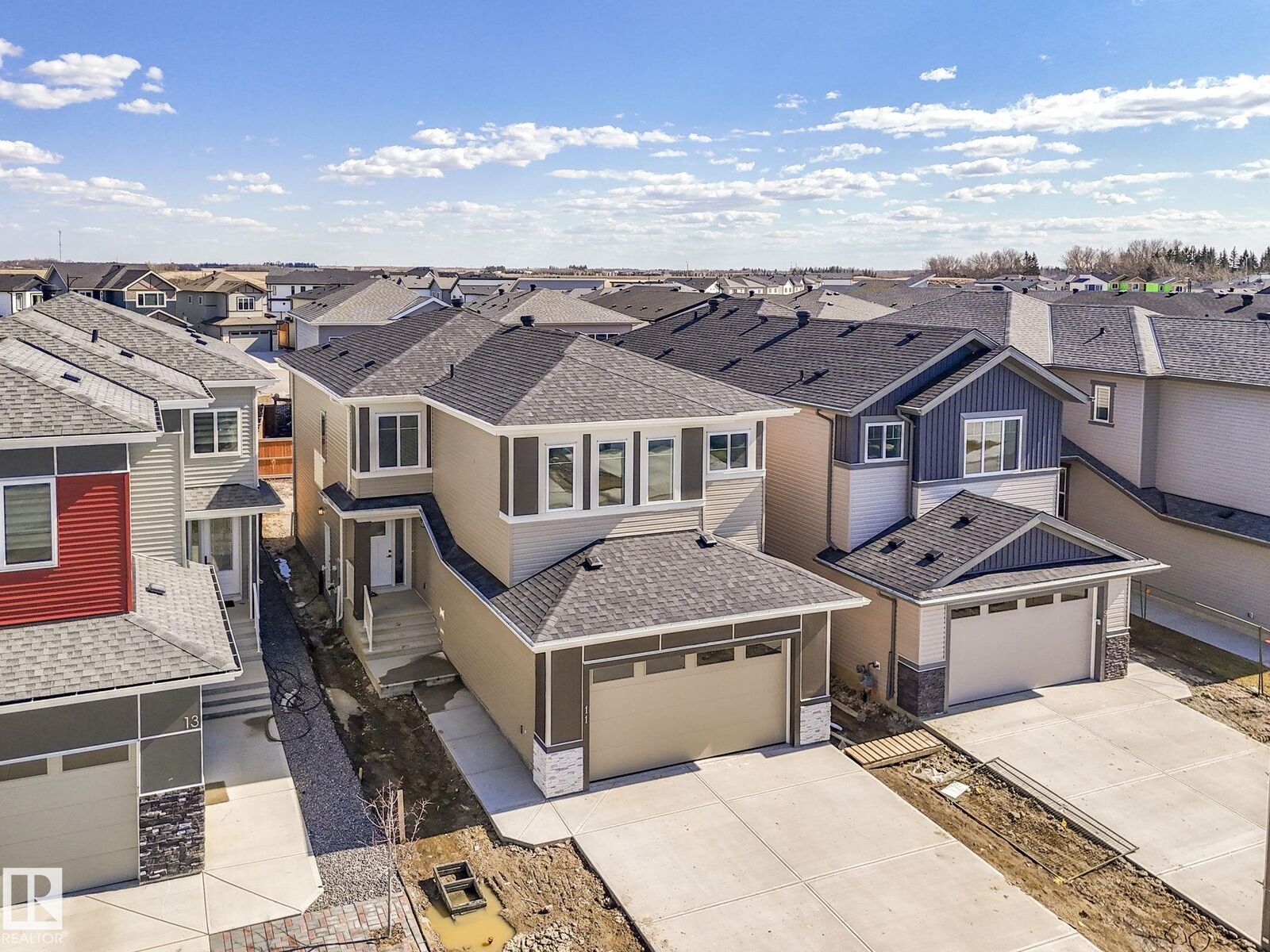 Property Photo: 11 Dalquist Bay AB T9E 1N7