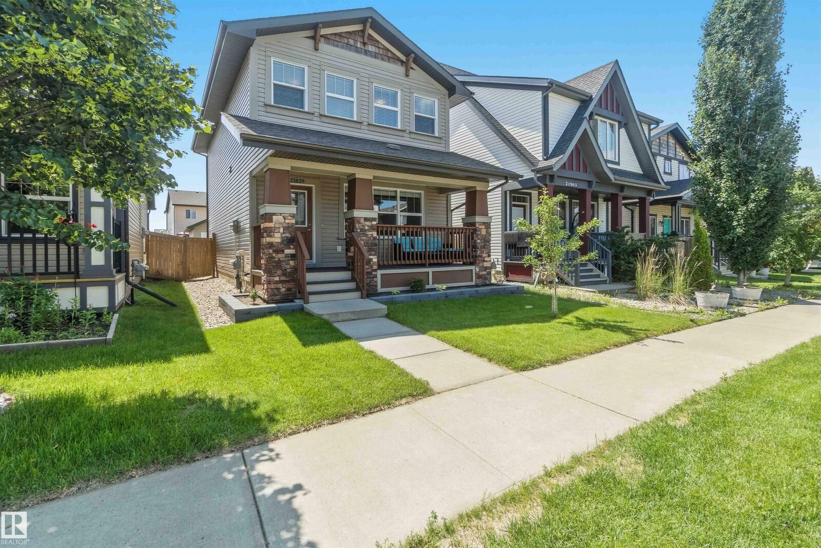 Property Photo: 21839 99 Avenue NW AB T5T 4M5