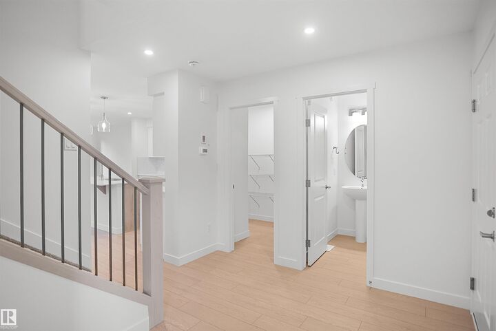 Property Photo:  21 Emmett Way  AB T7X 3C7 