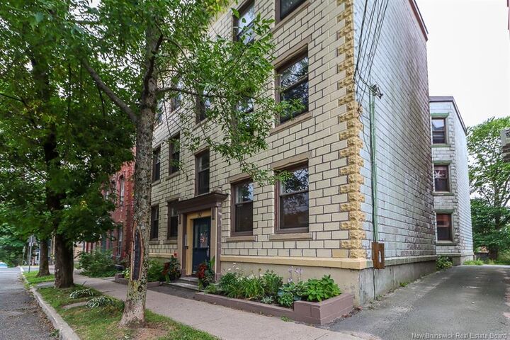 Property Photo:  247 Germain Street 1  NB E2L 2G5 