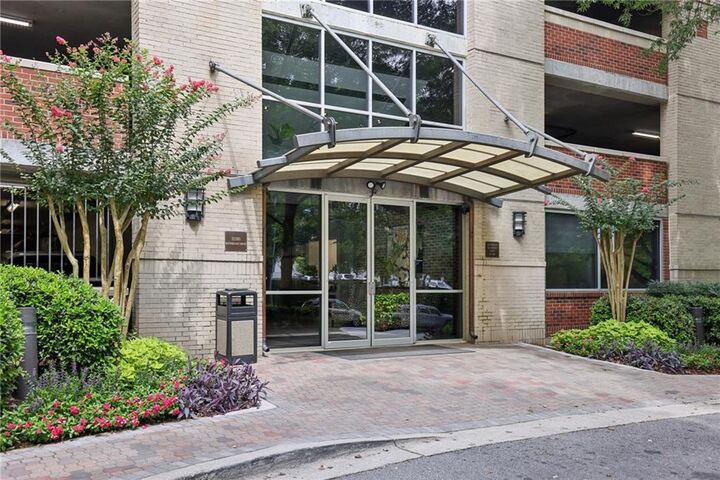 Property Photo:  3180 Mathieson Drive NE 1403  GA 30305 