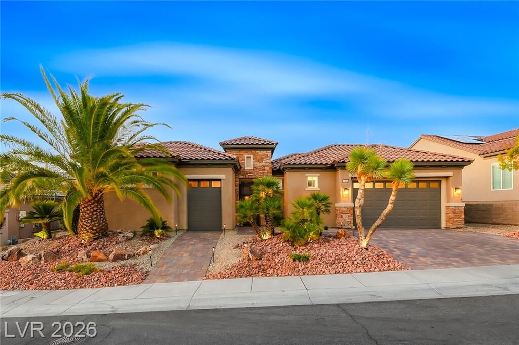 Property Photo:  2948 Foxtail Creek Avenue  NV 89052 