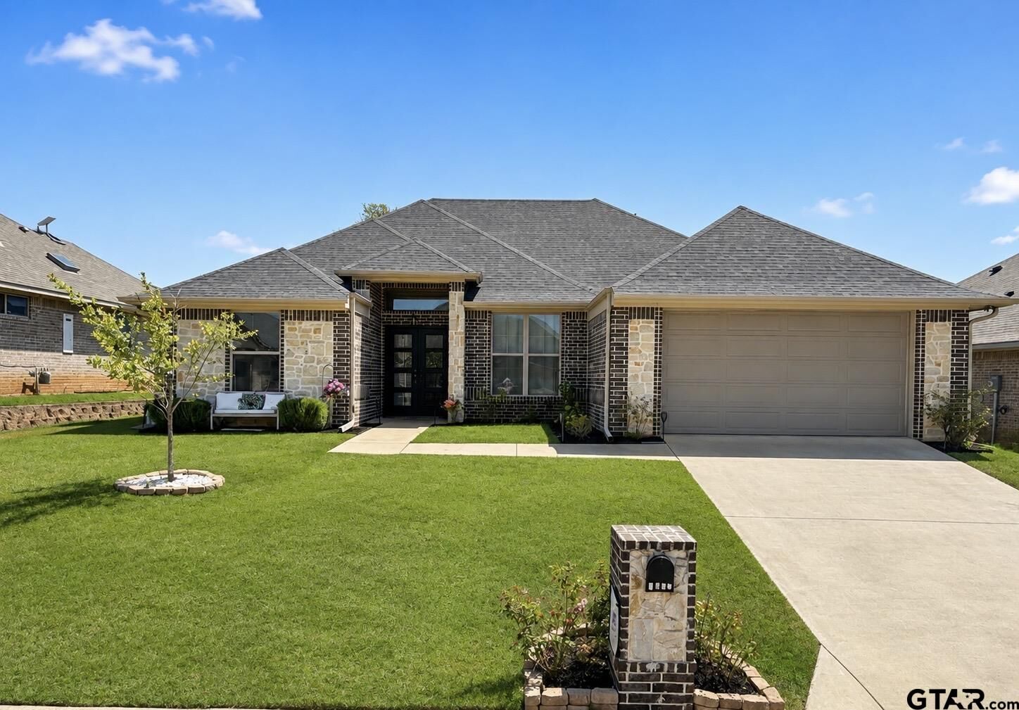 Property Photo:  2213 Rana Park  TX 75762 