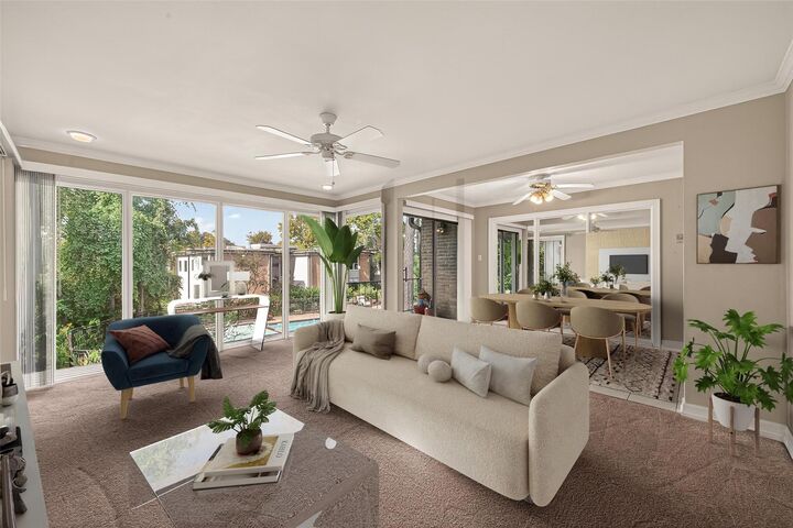 Property Photo: 8211 Katy Freeway 19 TX 77024