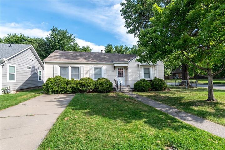Property Photo:  1444 E 24th Avenue  MO 64116 