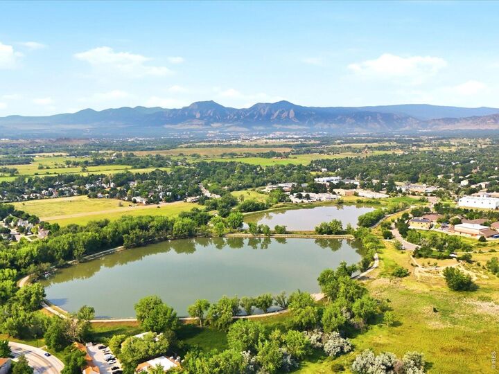 Property Photo: 7047 Yampa Ct CO 80301