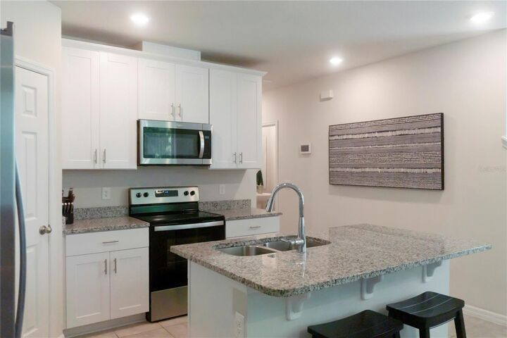 Property Photo:  1610 Grand Rue Drive  FL 32707 