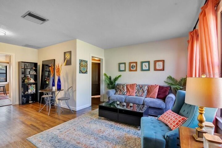 Property Photo: 753 Floral Drive FL 32803
