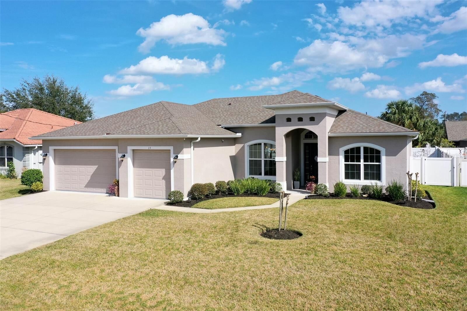 Property Photo:  15 Fairchild Lane  FL 32137 